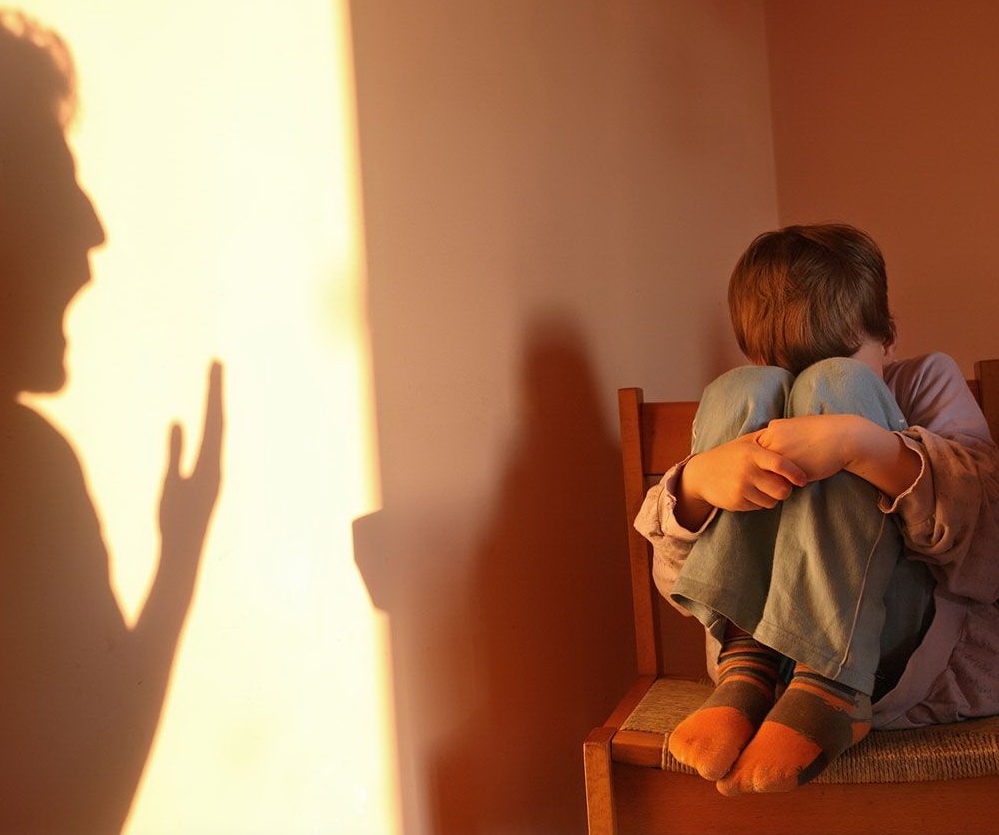 La Junta refuerza con 4,6 millones los equipos de protección a la infancia frente a la violencia